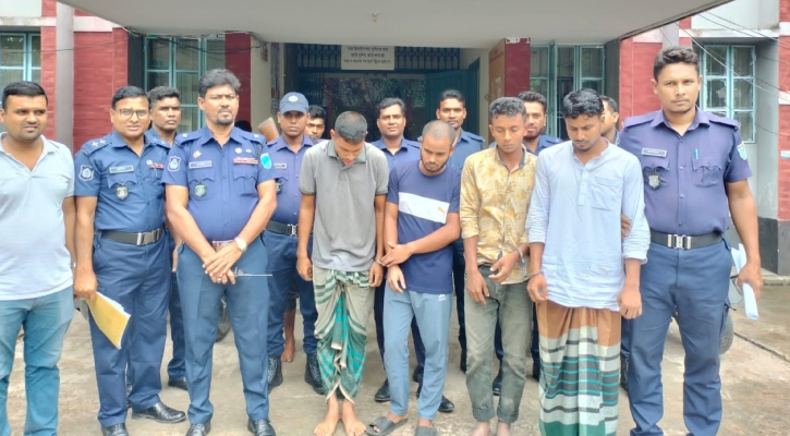 শিবালয়ে দলবদ্ধ ধর্ষণের শিকার কিশোরী, আটক ৪